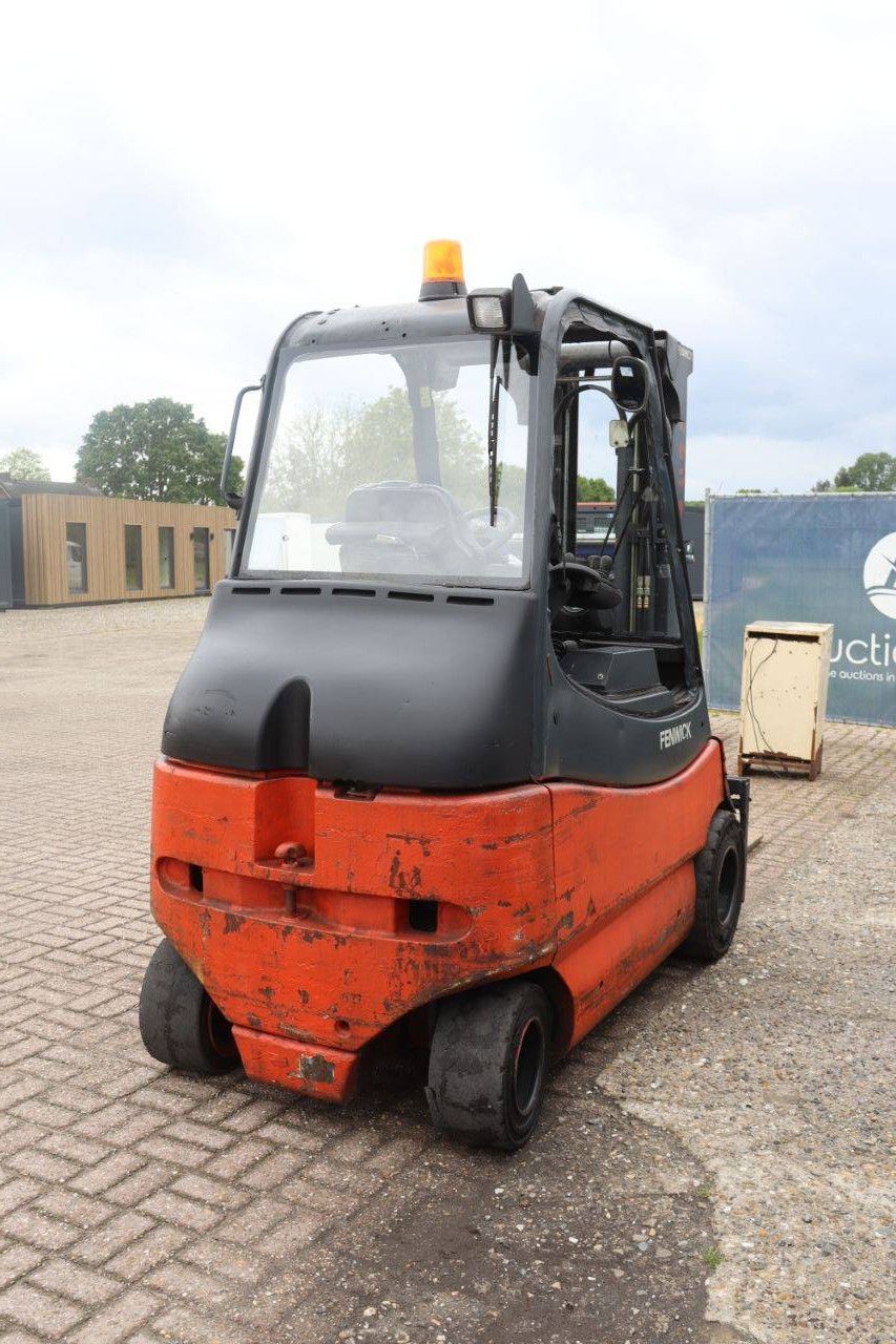 Heftruck Fenwick-Linde E30-03/600 Elektrisch 3000kg 4.4m 2011