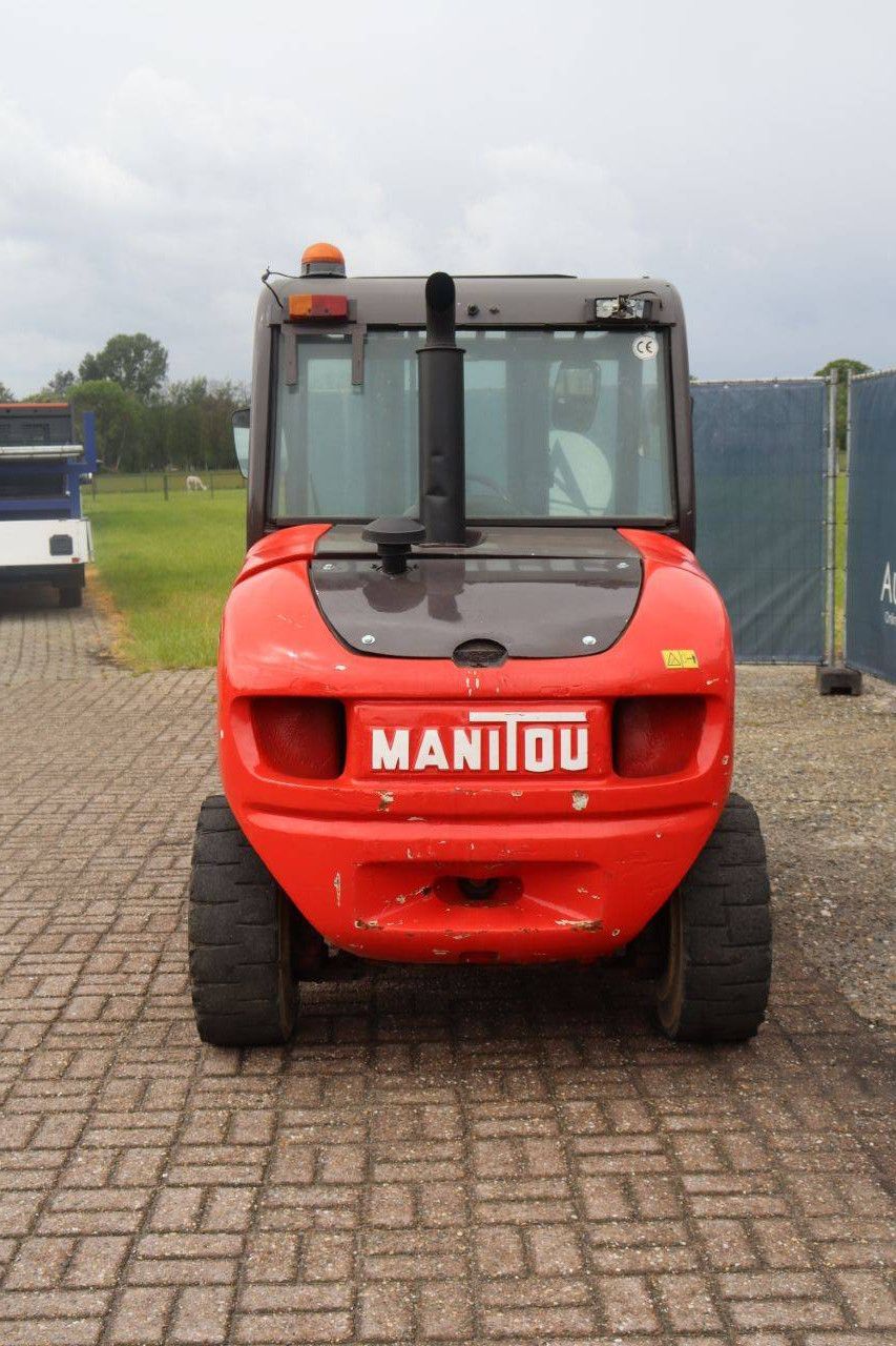 Rough-Terrain Forklift Manitou MH25-4 Diesel 2500kg 4.3m 2005