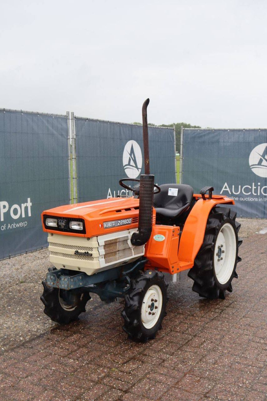 Minitractor Kubota B1600DT Diesel 16pk