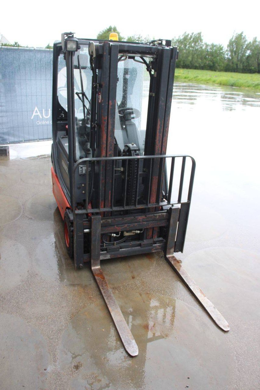 Linde E14-02 Electric Forklift 1400kg 4.02m 2001