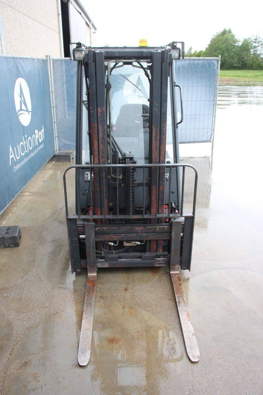 Linde E14-02 Electric Forklift 1400kg 4.02m 2001