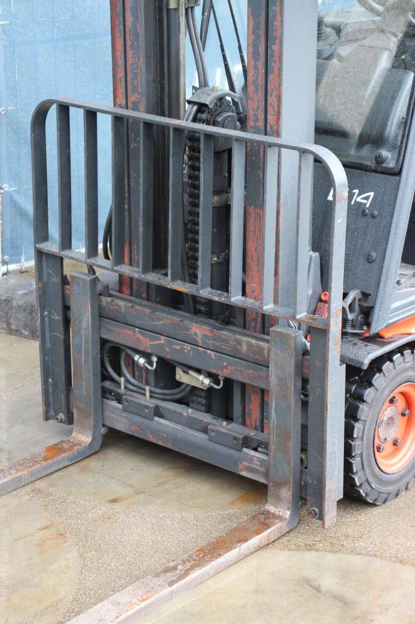 Linde E14-02 Electric Forklift 1400kg 4.02m 2001