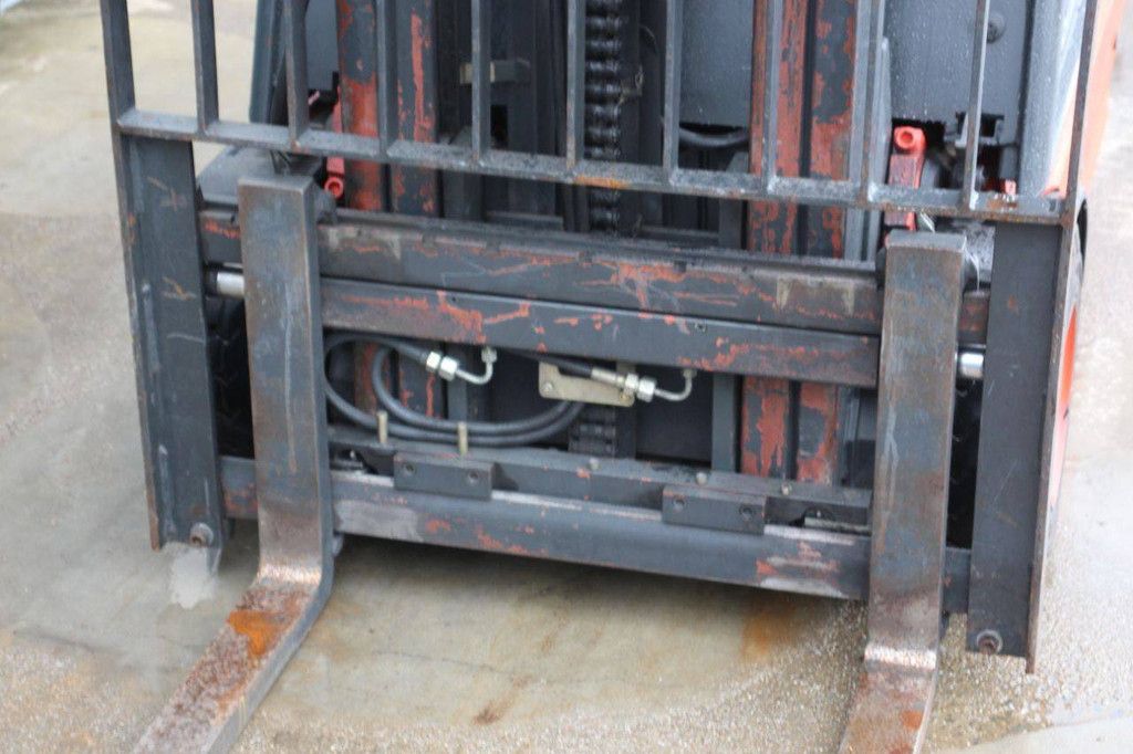 Linde E14-02 Electric Forklift 1400kg 4.02m 2001