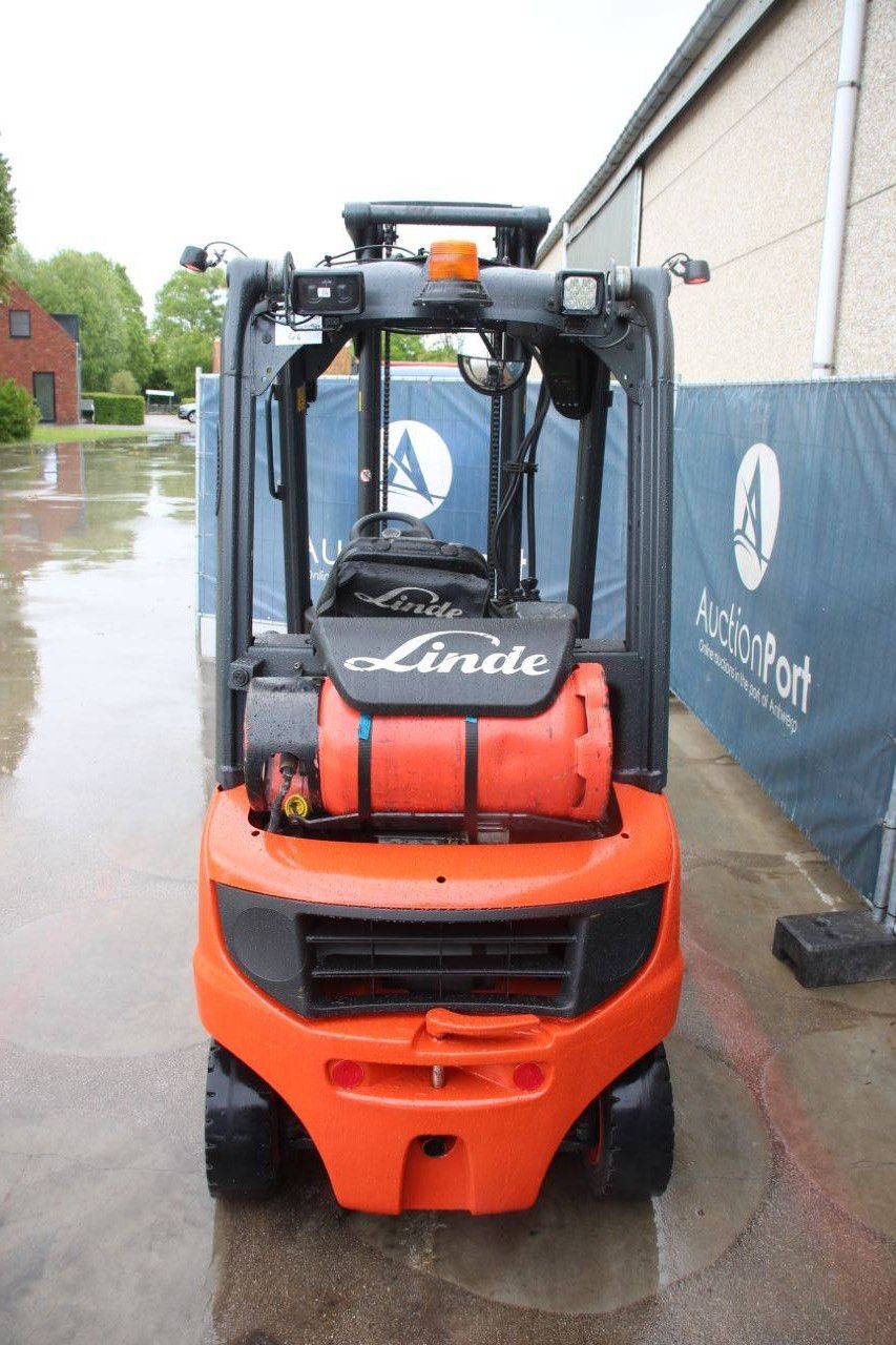 Linde H20T LPG-Gabelstapler 2000 kg 6,8 m