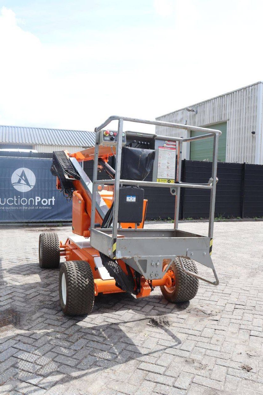 Nifty HR12NE Electric Articulated Boom Lift 12.1m 2017