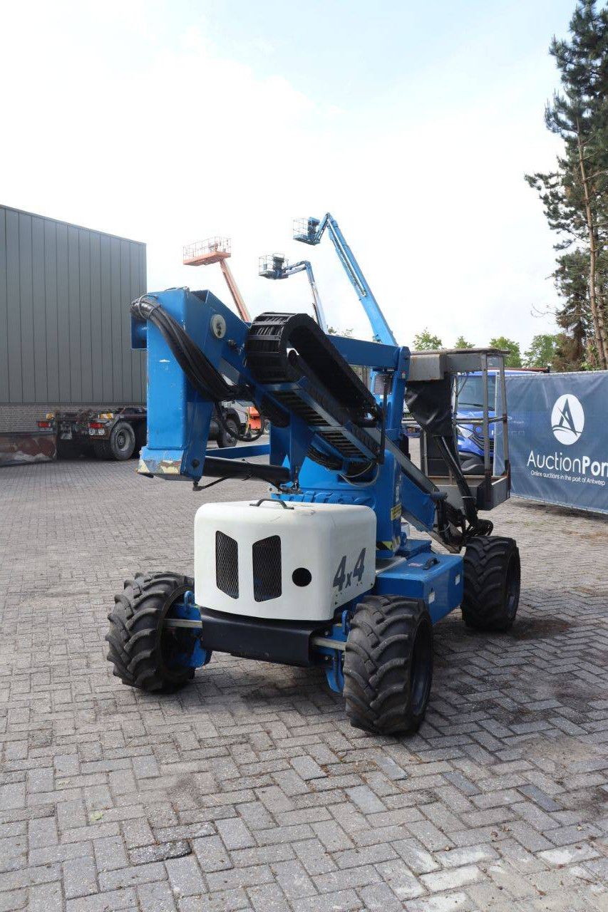 Articulating boom lift Nifty HR12D 4WD 12.2m 2019