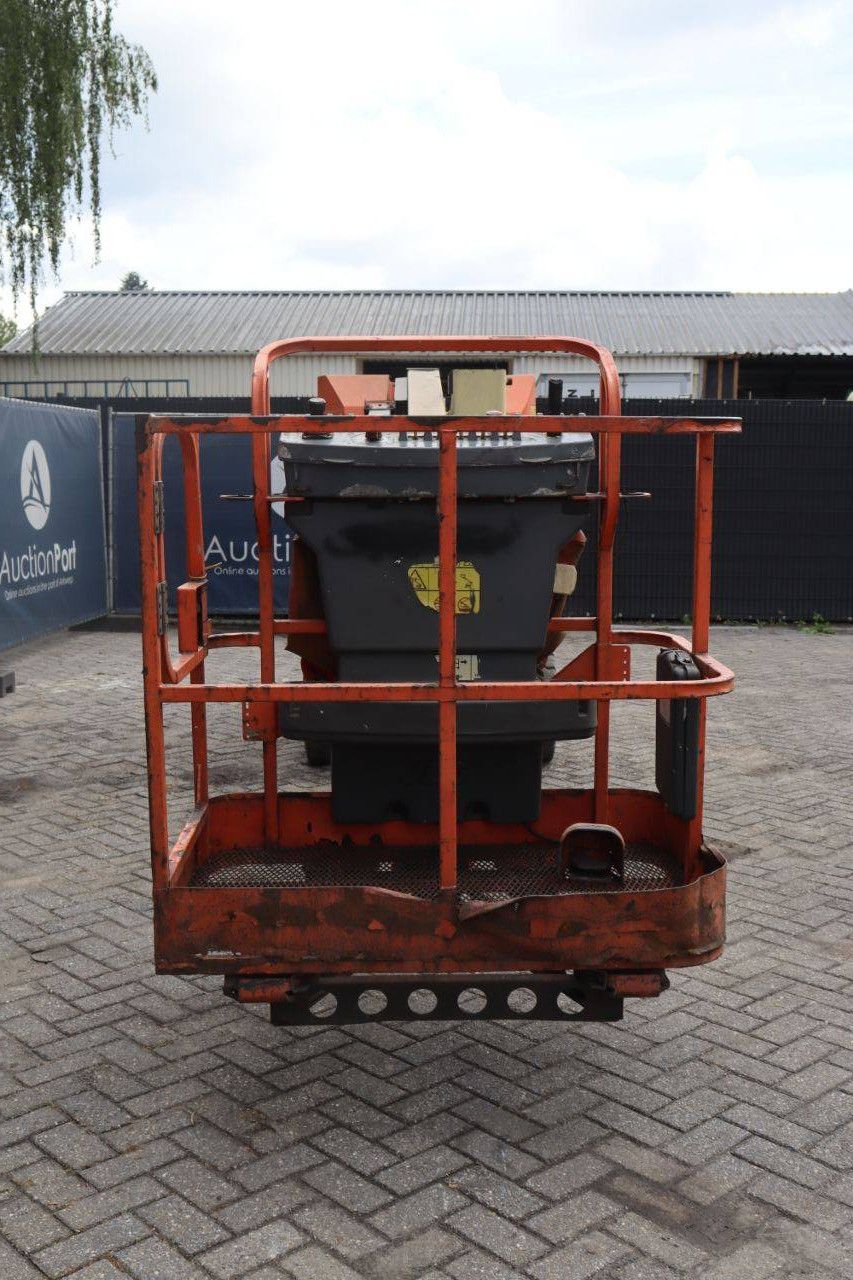 JLG F300A.JP Electric Articulated Boom Lift 11m 2014