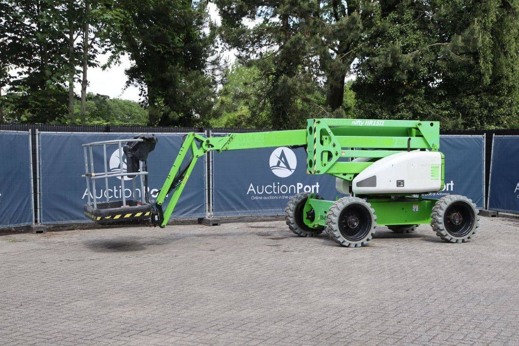 Articulating boom lift Nifty HR15 Diesel 15.7m 2014