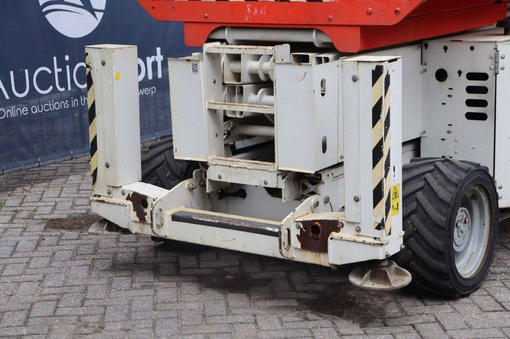 Scissor lift Genie GS2669 RT Diesel 10m 2014