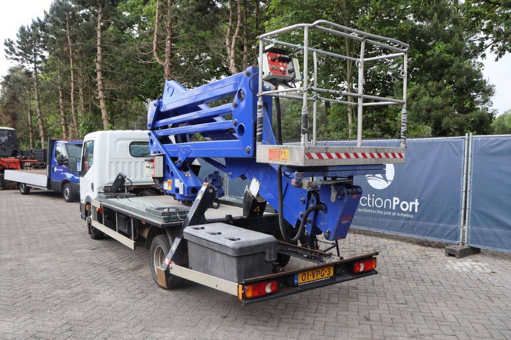 Kranwagen Nissan Cabstar 35.13 Diesel 131 PS 2008