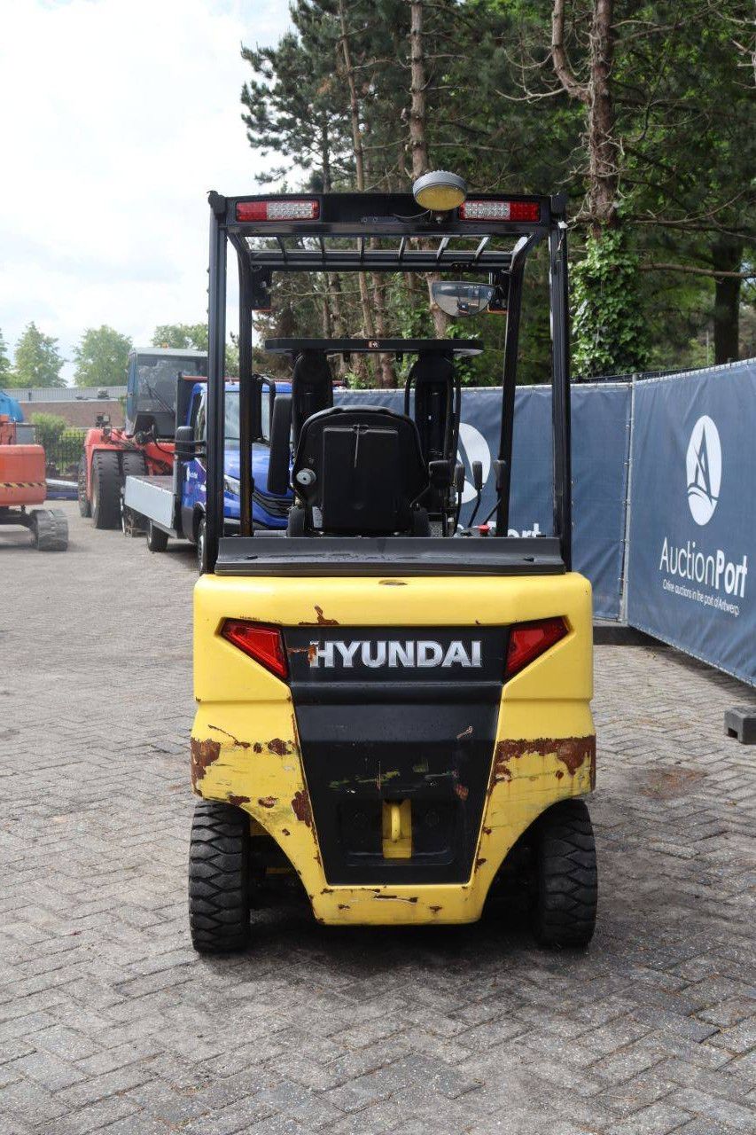 Hyundai 30BH-9 Elektrogabelstapler 3000 kg 4,05 m 2016