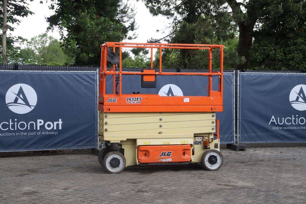 Scissor lift JLG 2632ES Electric 9.8m 2017