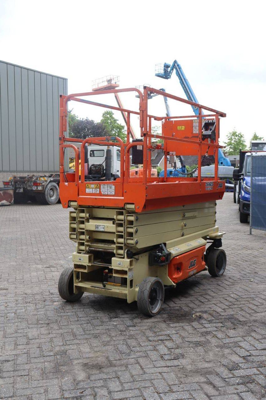 Scissor lift JLG 2646ES Electric 7.92m 2016