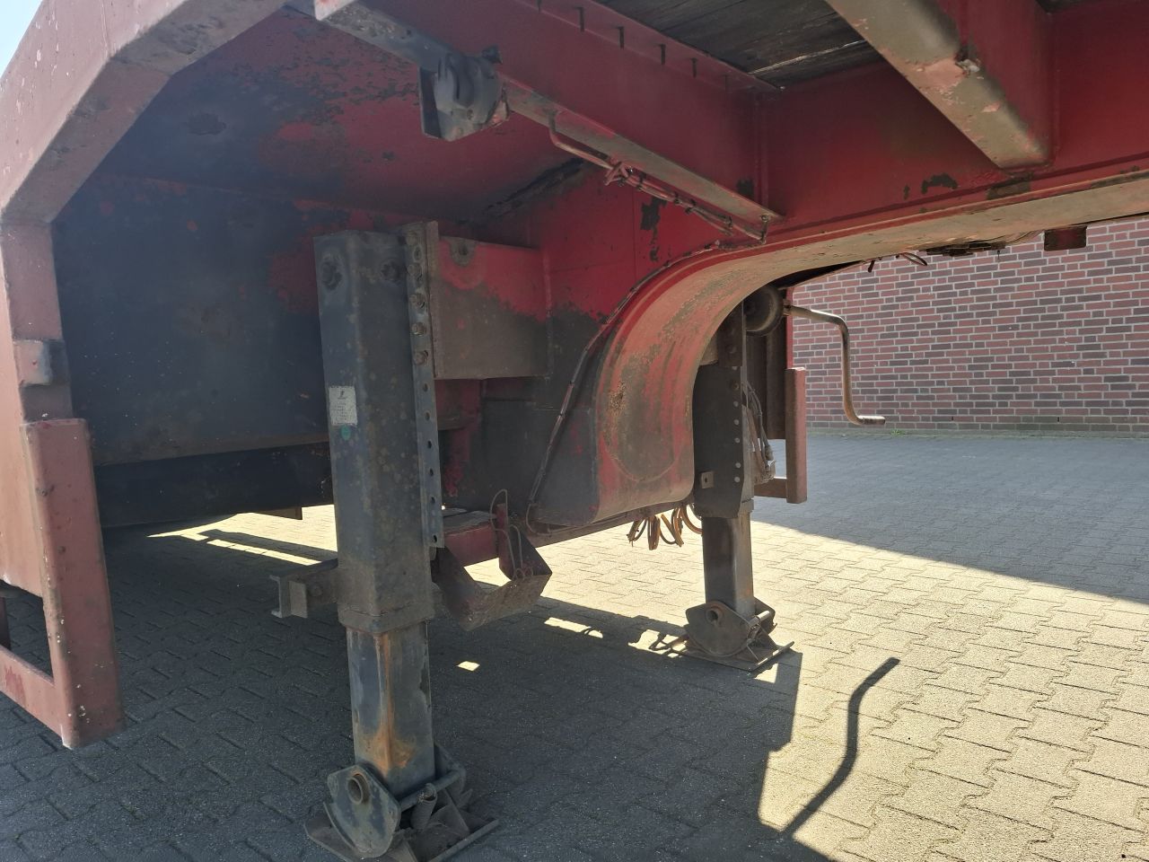 Broshuis semi dieplader