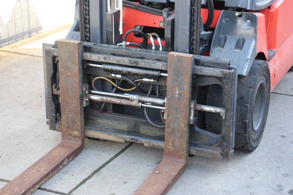 Linde E30-336/660 Electric Forklift 4.5m 2009