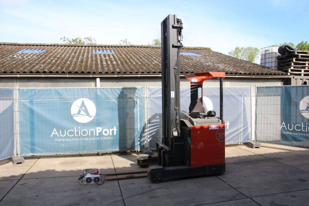 Reach truck BT RRB2 Electric 1600kg 8.0m 2008