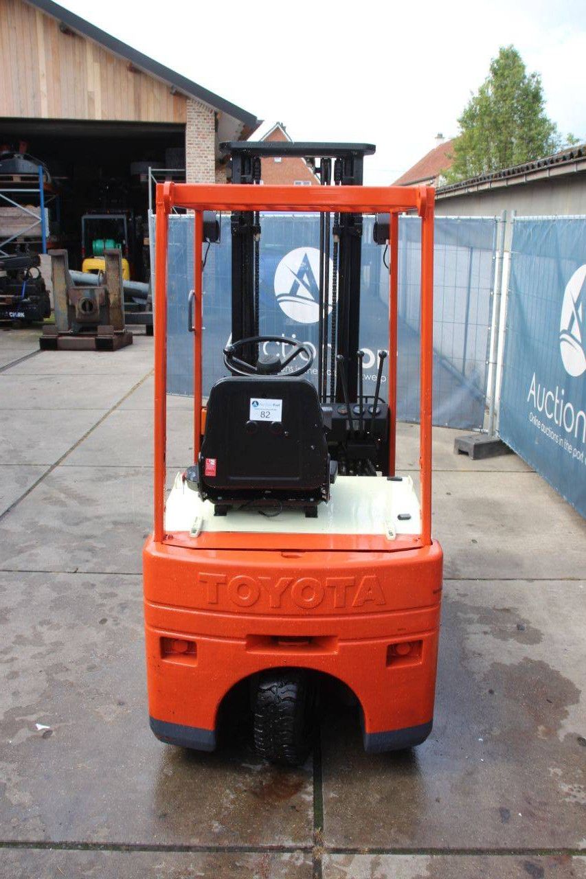 Toyota 2FBE13 Electric Forklift 1250kg 3.5m 1985