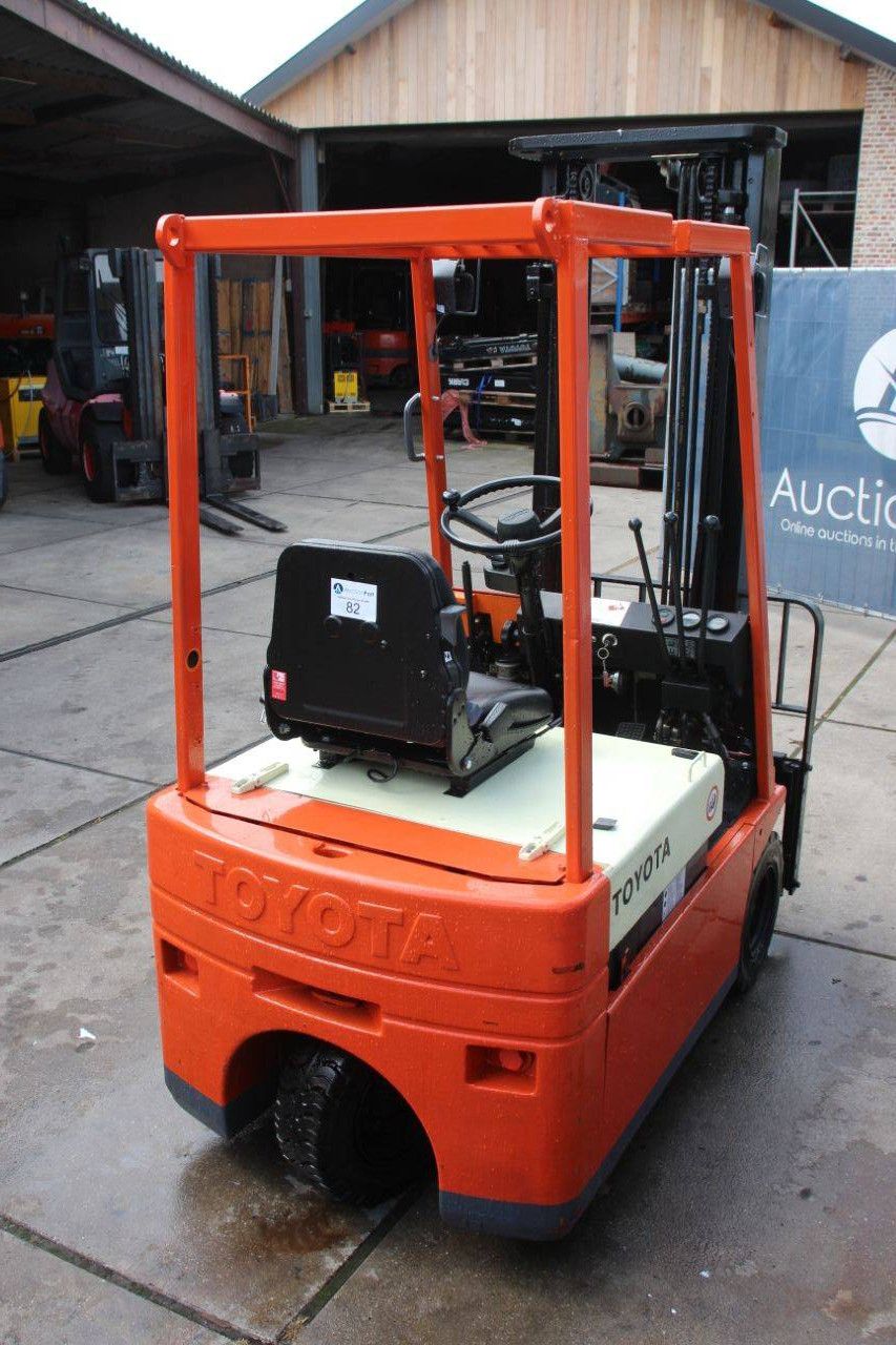 Toyota 2FBE13 Electric Forklift 1250kg 3.5m 1985