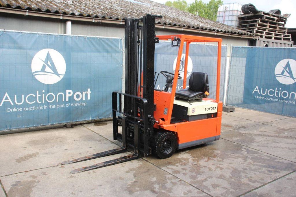Toyota 2FBE13 Electric Forklift 1250kg 3.5m 1985
