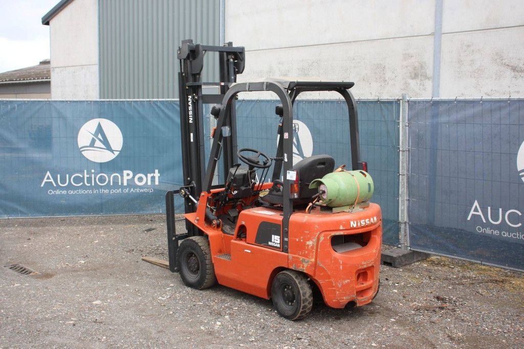 Gabelstapler Nissan J01A15 LPG 1500 kg 3,0 m