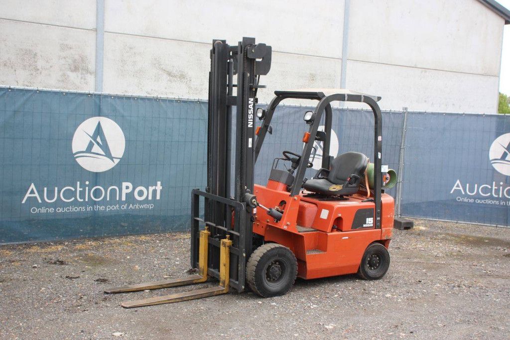 Gabelstapler Nissan J01A15 LPG 1500 kg 3,0 m