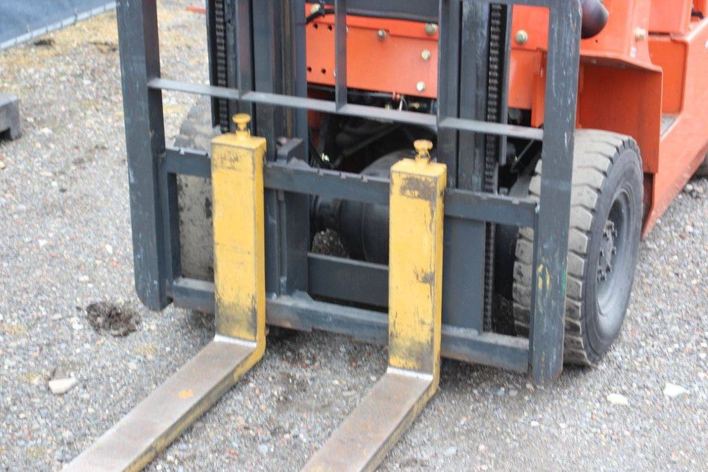 Gabelstapler Nissan J01A15 LPG 1500 kg 3,0 m
