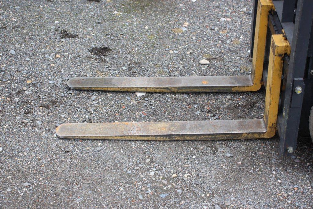 Gabelstapler Nissan J01A15 LPG 1500 kg 3,0 m