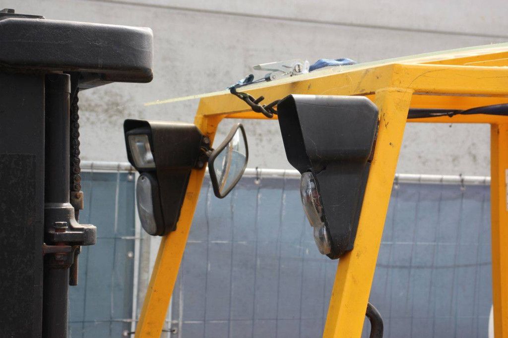 Forklift Hyster H2.50XM LPG 2290kg 4.9m 2005