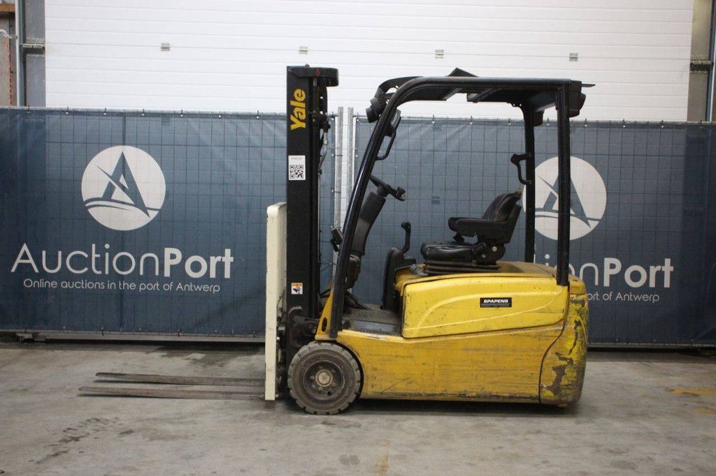 Forklift Yale ERP18VT Electric 1690kg 4.9m 2015