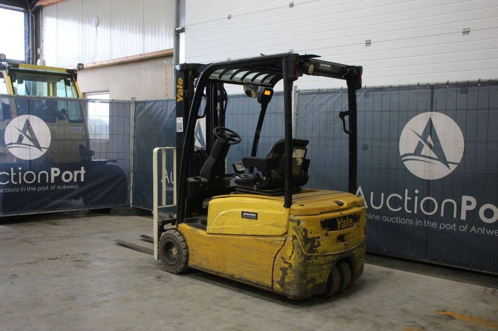 Forklift Yale ERP18VT Electric 1690kg 4.9m 2015