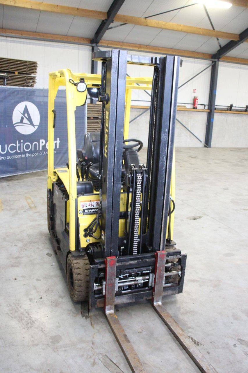 Gabelstapler Hyster J1.6XNT Elektro 1480kg 4,9m 2020