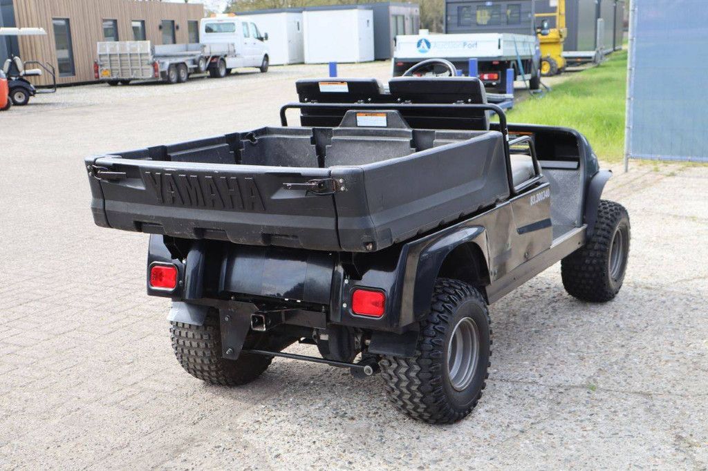 Gator Yamaha Utility Vehicle Benzine