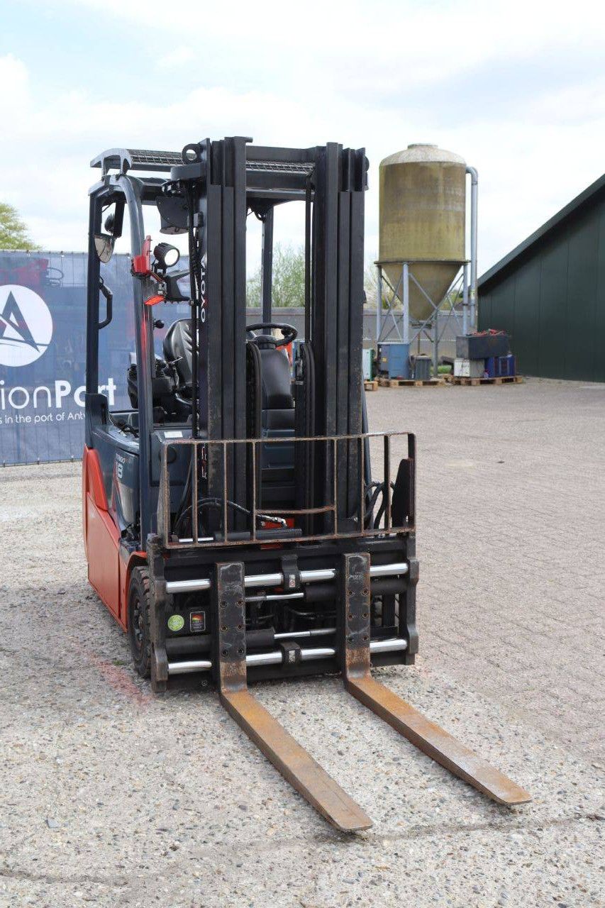 Toyota 8FBE18T Elektrogabelstapler 1800 kg 4,7 m 2021