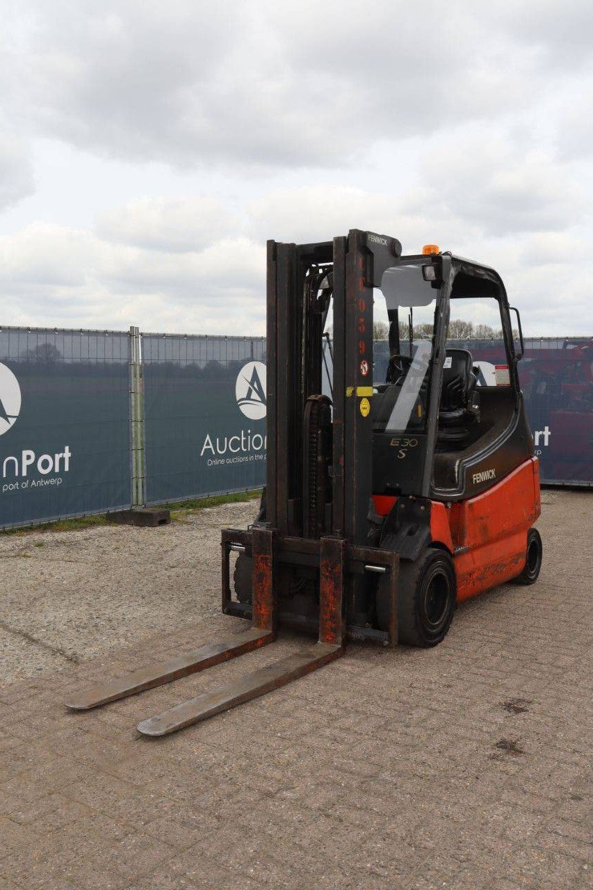 Heftruck Fenwick-Linde E30-03/600 Elektrisch 3000kg 4.4m 2011