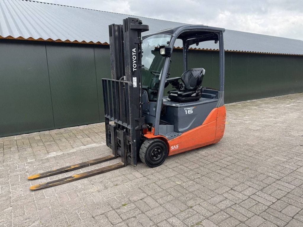 Heftruck Toyota 8FBET16 Elektrisch 1600kg 2014