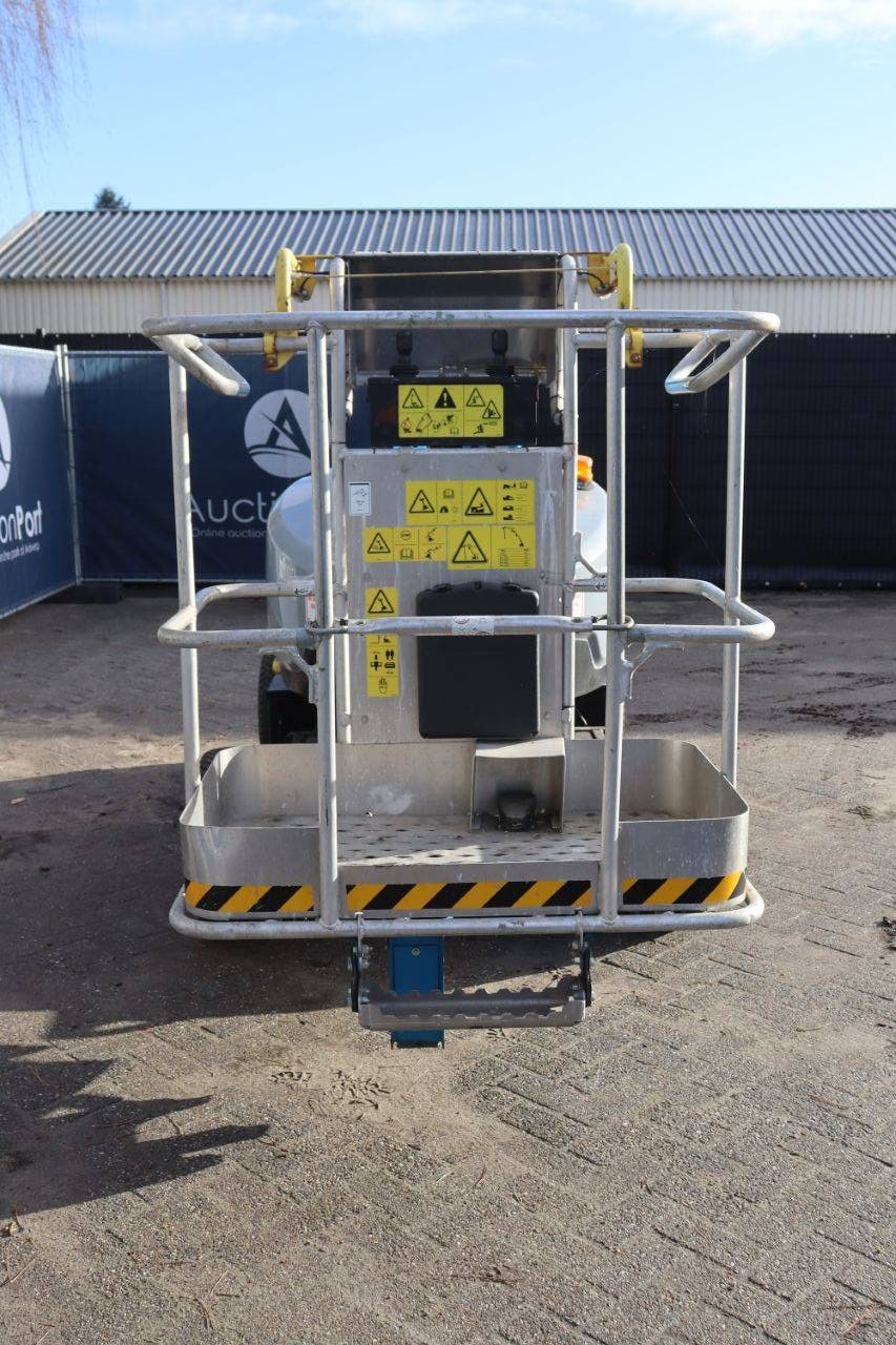 Genie Z-33/18 Electric Articulated Boom Lift 12m 2018