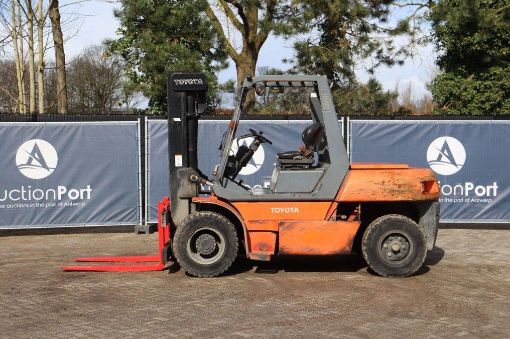 Heftruck Toyota Diesel 5500kg 3.0m 2005