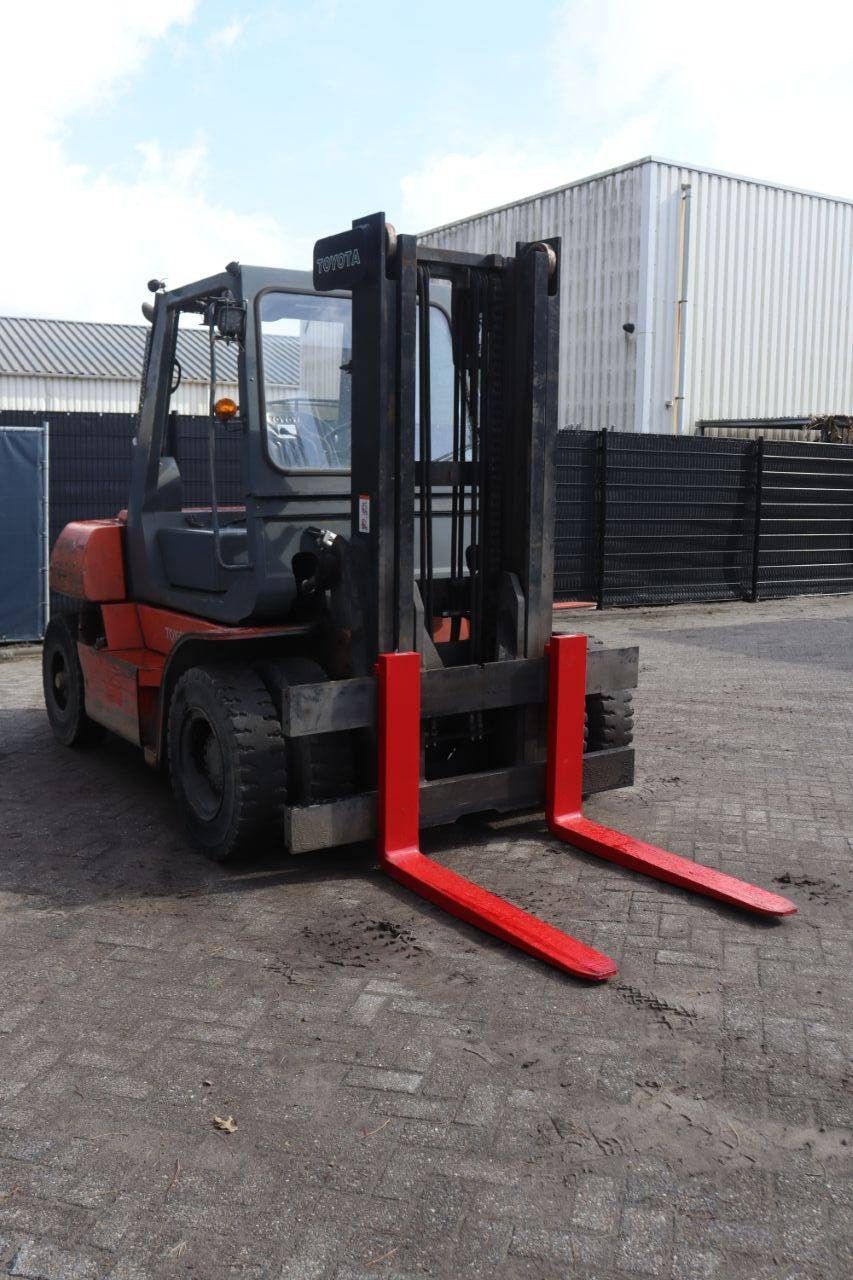 Heftruck Toyota Diesel 5500kg 3.0m 2005