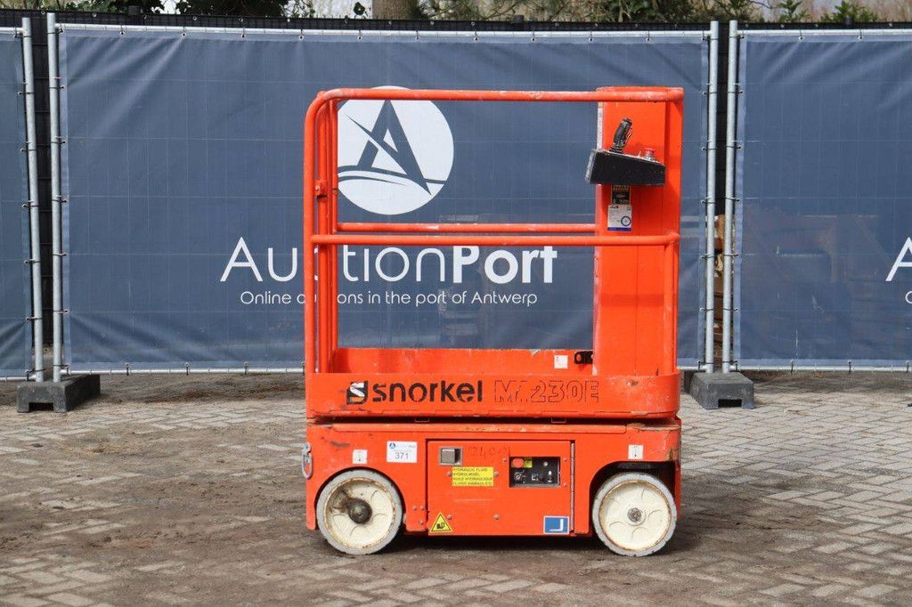 Mast Lift Snorkel M1230E Electric 5.6m