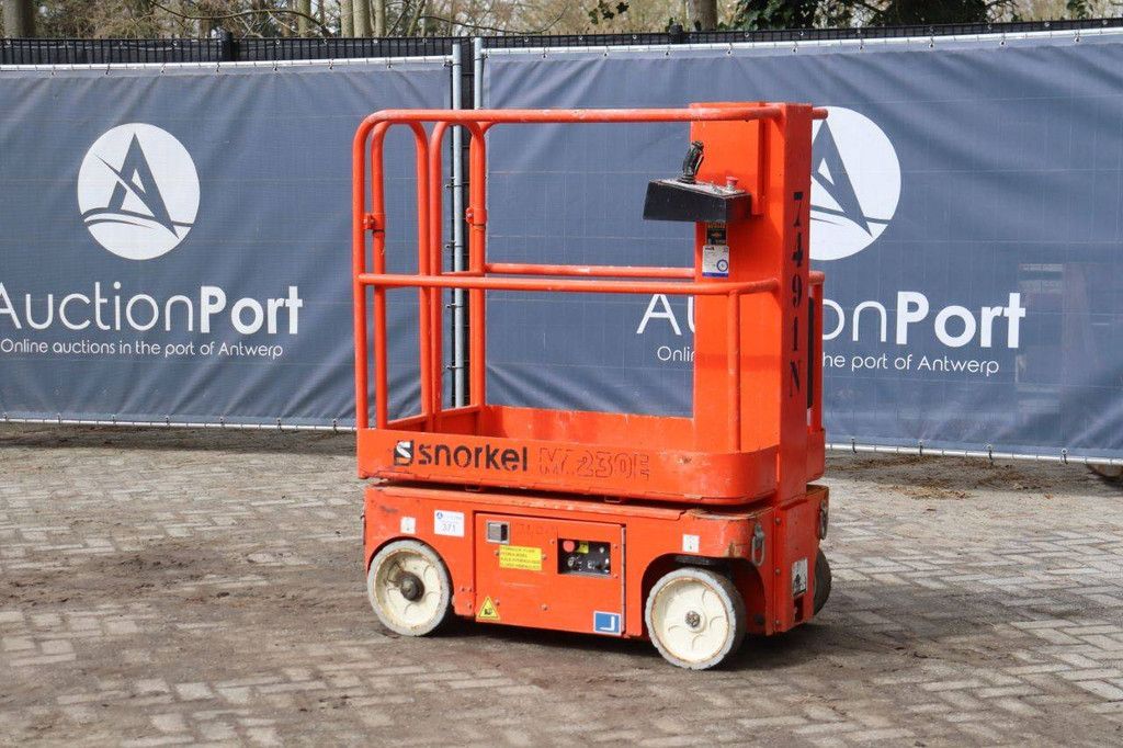 Mast Lift Snorkel M1230E Electric 5.6m