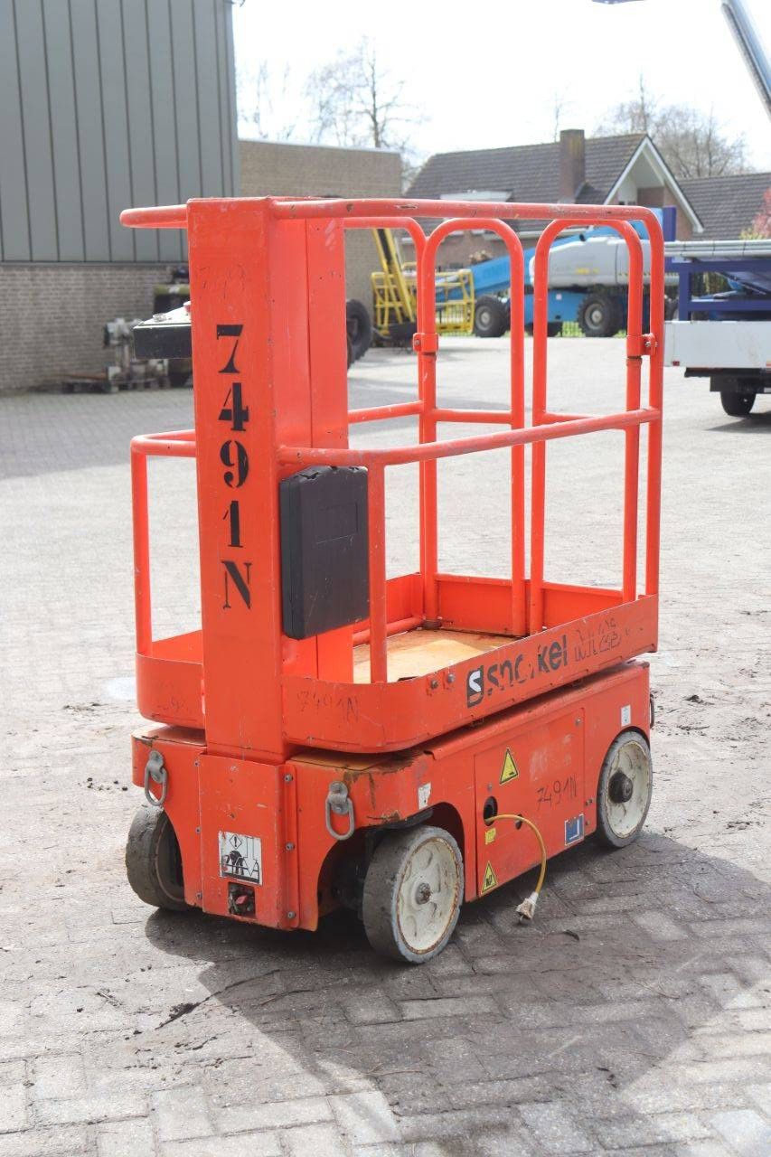 Mast Lift Snorkel M1230E Electric 5.6m
