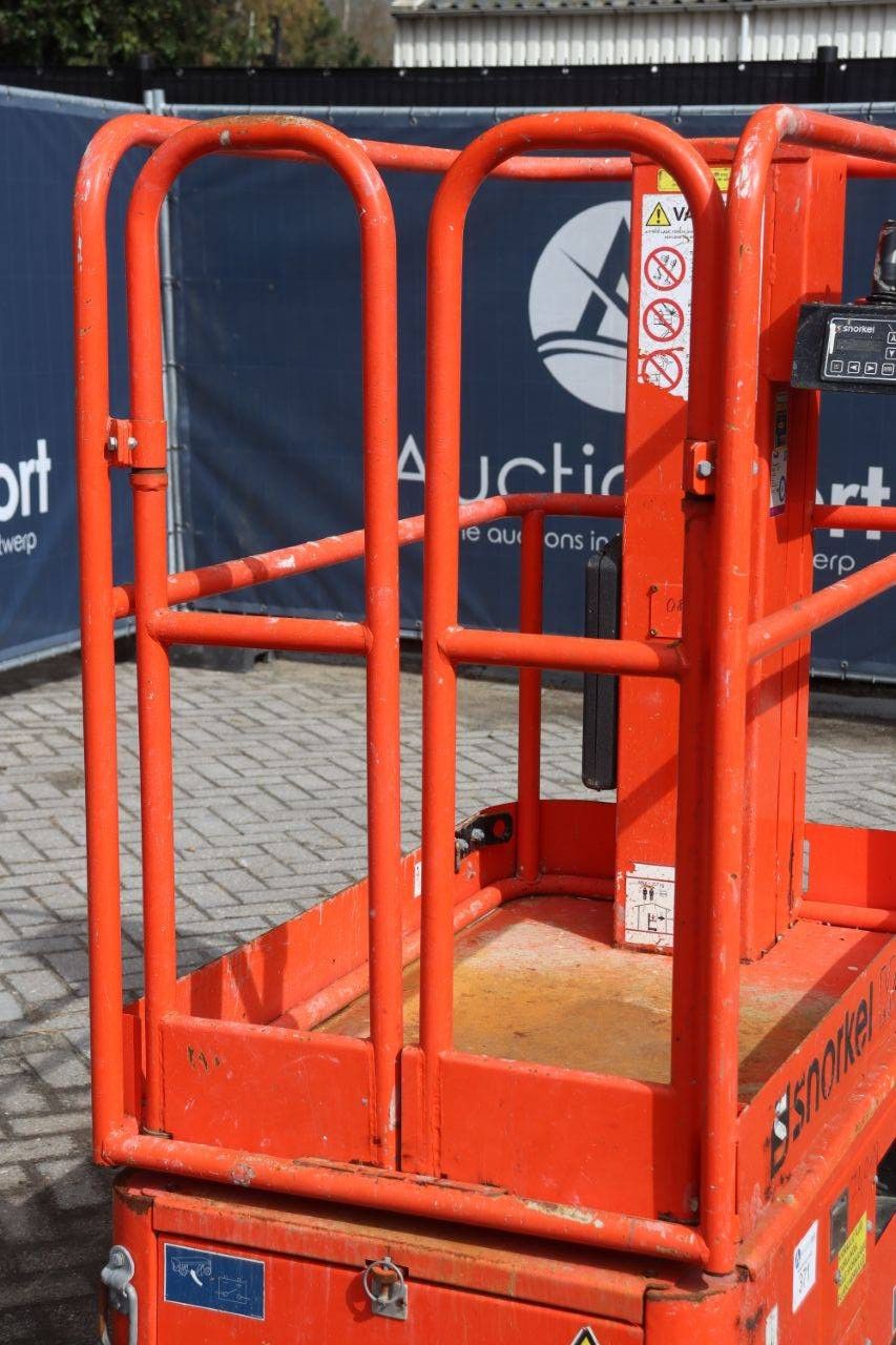 Mast Lift Snorkel M1230E Electric 5.6m