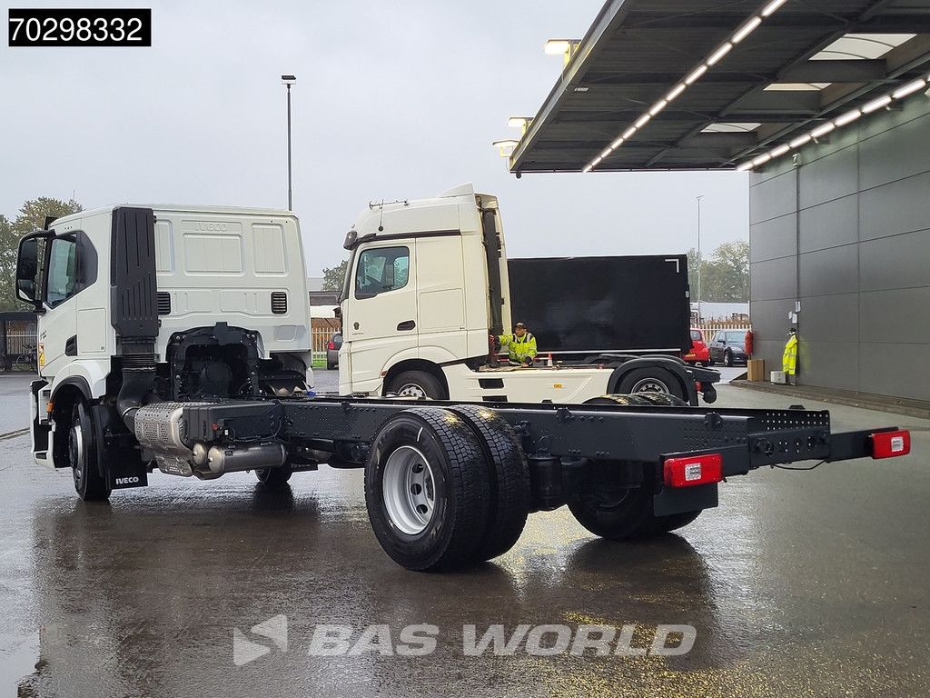 Iveco S-Way 340 4X2 NEW chassis! Automatic Navi ACC LED Euro 6