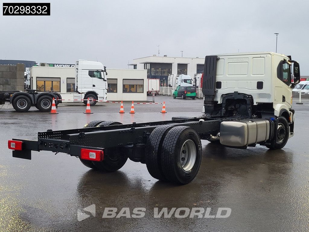 Iveco S-Way 340 4X2 NEW chassis! Automatic Navi ACC LED Euro 6