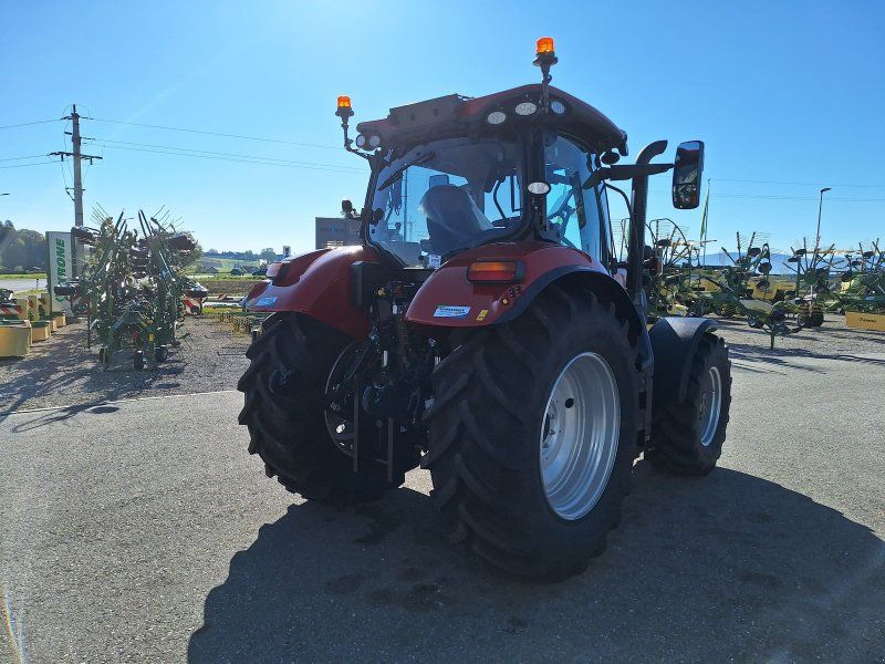 Case IH 135 Maxxum CVX