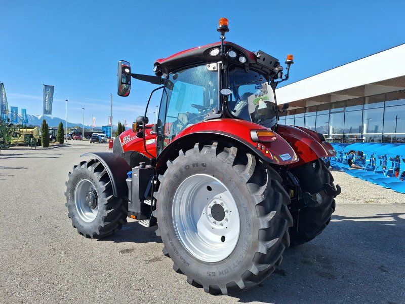 Case IH 135 Maxxum CVX