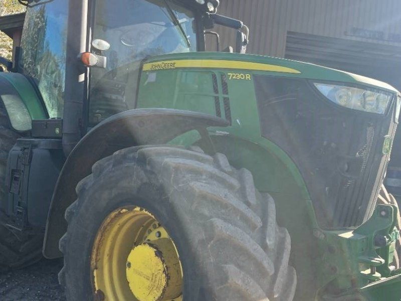 John Deere 7230 R