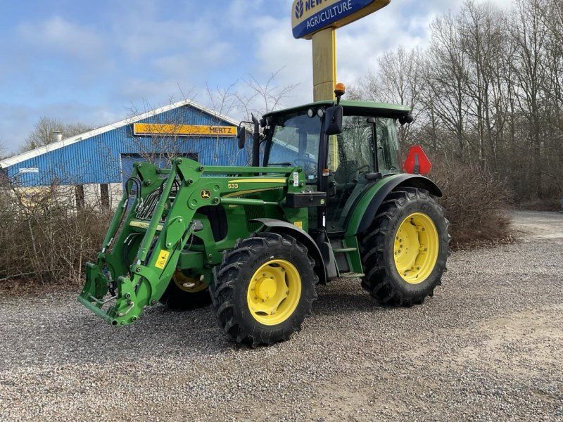 John Deere 5070M