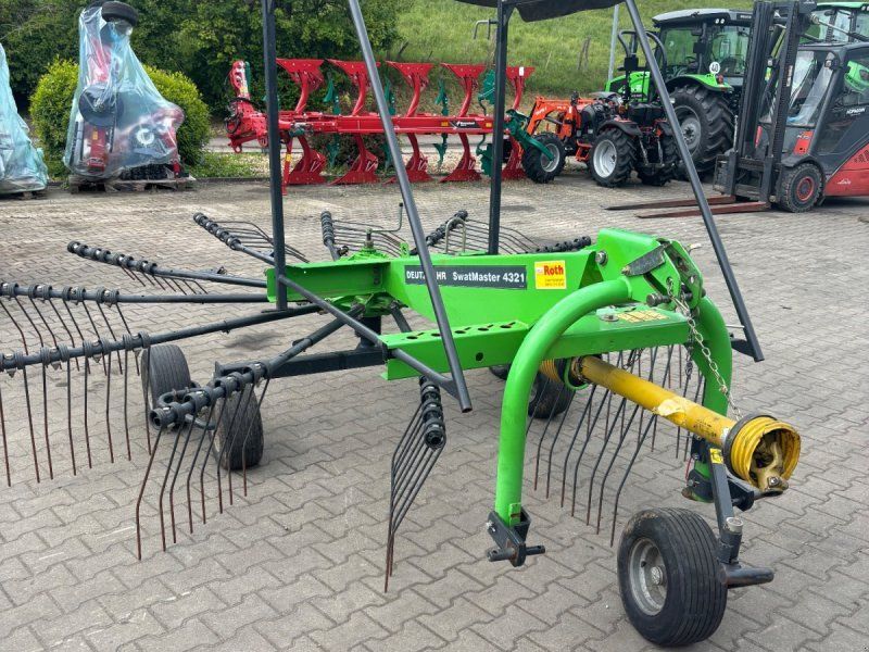 Deutz-Fahr Swatmaster 4321