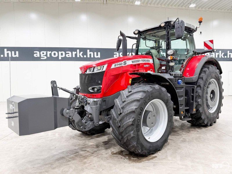 Massey Ferguson 8740S Dyna-VT 31 mph, suspended axle, suspended cab, RTK, air br